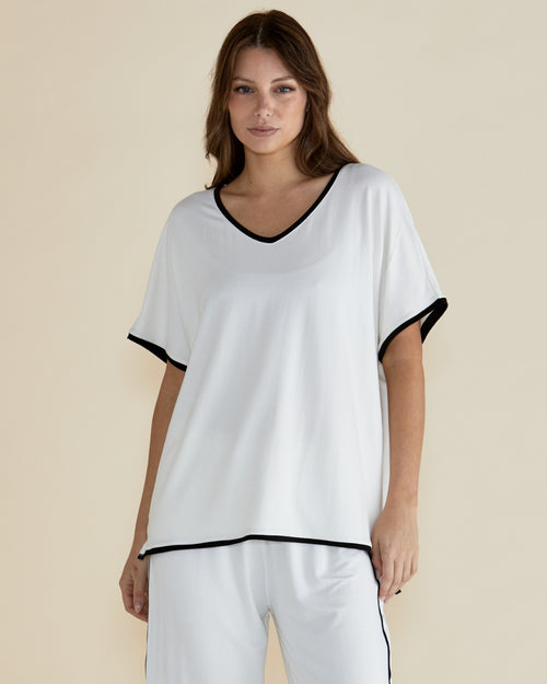 Betty Basics Clara T Shirt Winter White