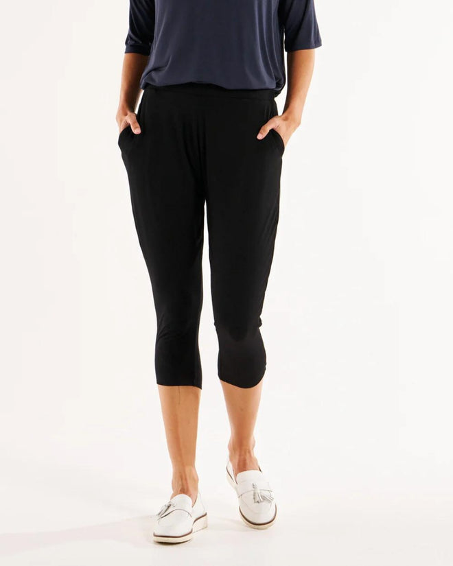 Betty Basics Laina Bamboo Pants Black