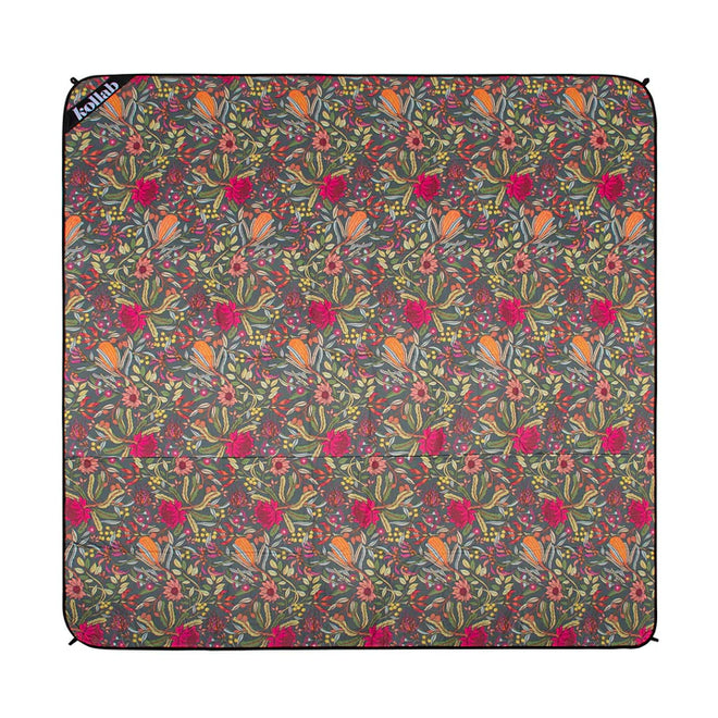 Kollab Holiday Picnic Mat Warratah Blooms